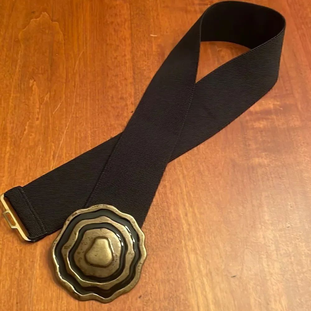DMP Black Elastic Belt with Modern Design Metal Buckle